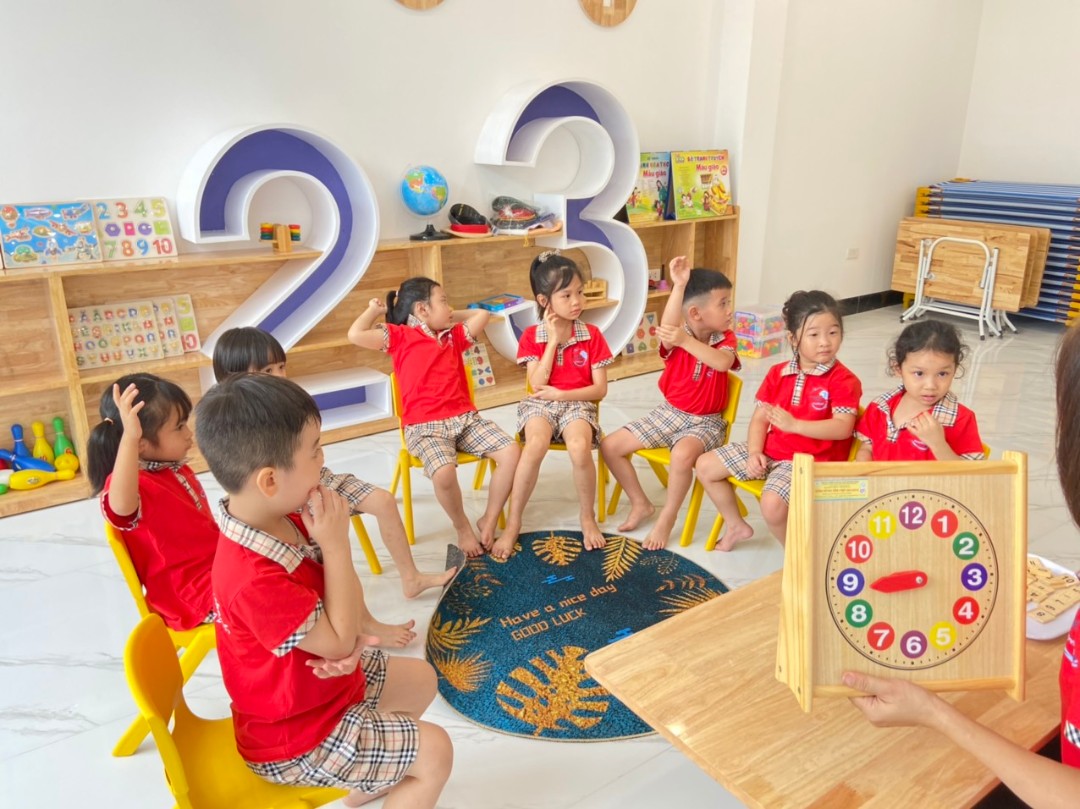 Chương trình tiếng Anh
