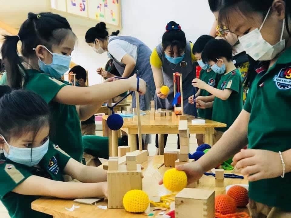 Chương trình tiếng Anh