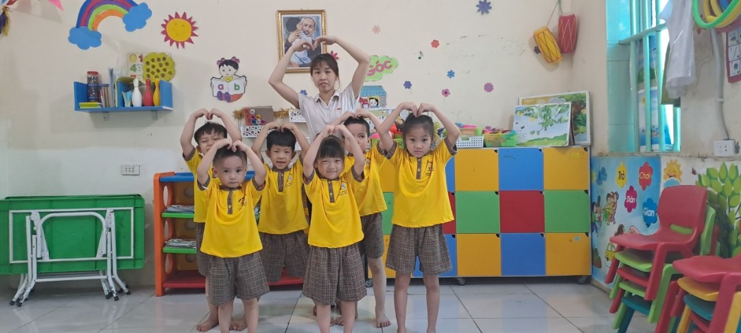 Chương trình tiếng Anh