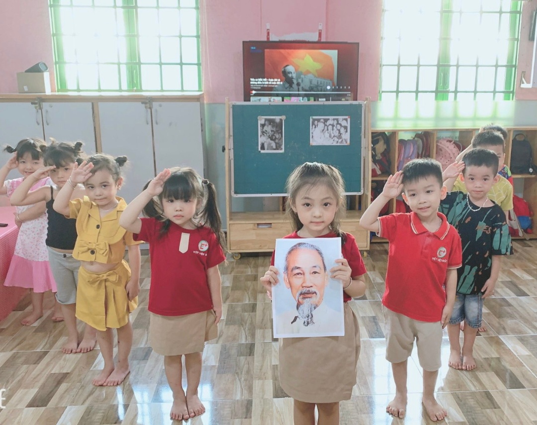 Chương trình tiếng Anh