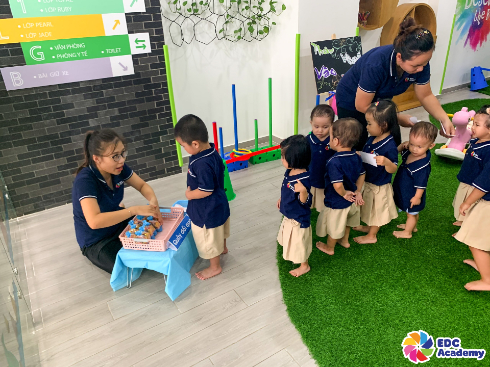 Chương trình tiếng Anh