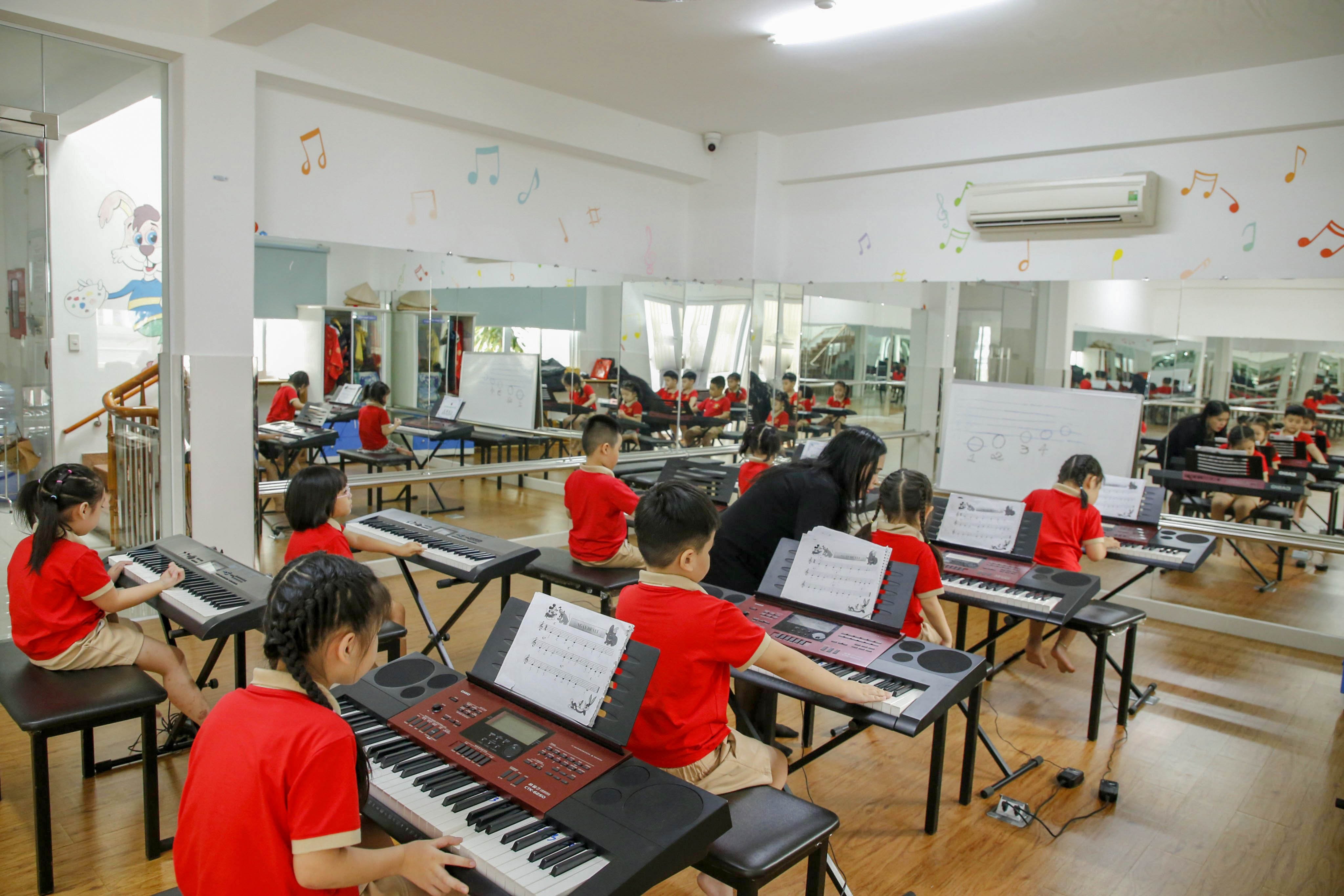 Chương trình tiếng Anh