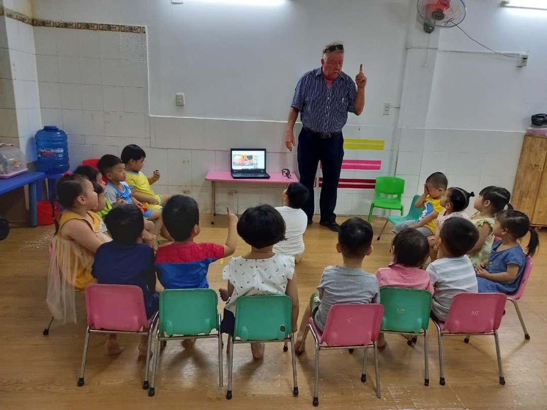 Chương trình tiếng Anh