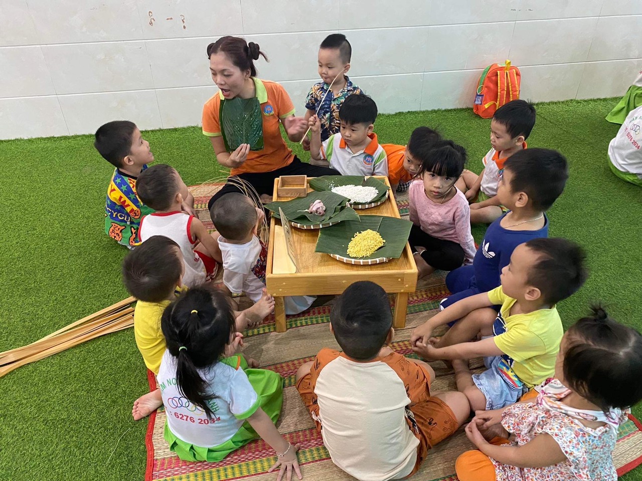 Slide https://kids-navi-s3-dev.s3.ap-southeast-1.amazonaws.com/school/2452/anh-overview/truong-mam-non-hoai-anh-DTpmMjIm9obEHhTX.jpg