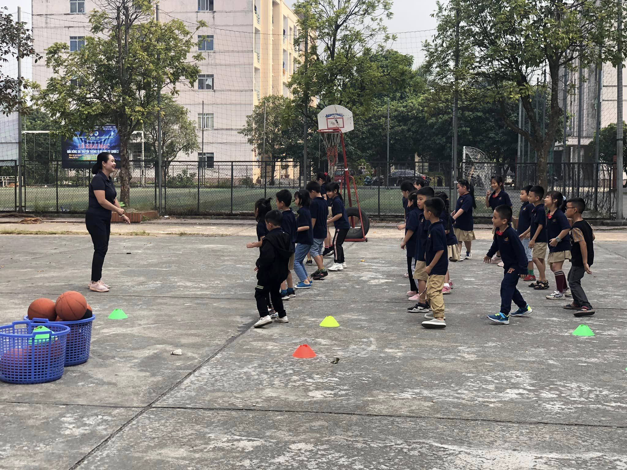 Slide https://kids-navi-s3-dev.s3.ap-southeast-1.amazonaws.com/school/24748/anh-overview/66d641795b66.jpg