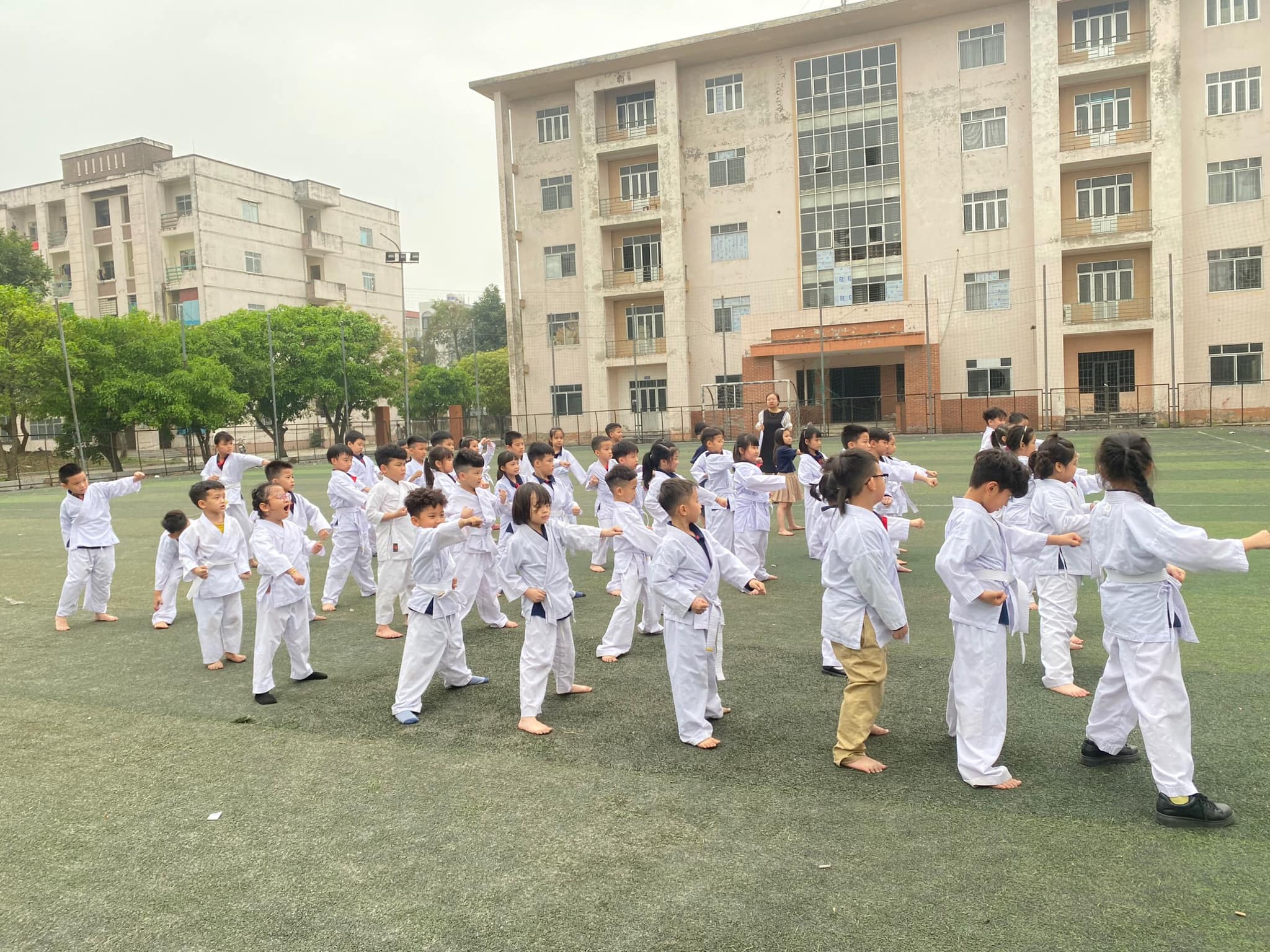 Slide https://kids-navi-s3-dev.s3.ap-southeast-1.amazonaws.com/school/24748/anh-overview/a3609a4fb12c.jpg