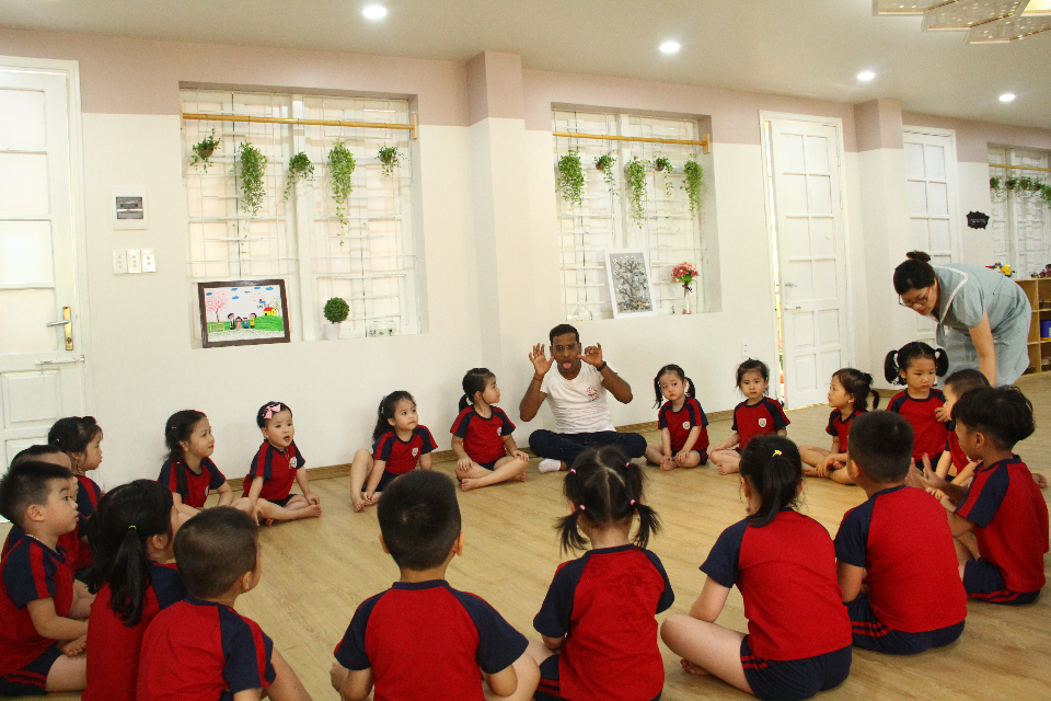 Chương trình tiếng Anh