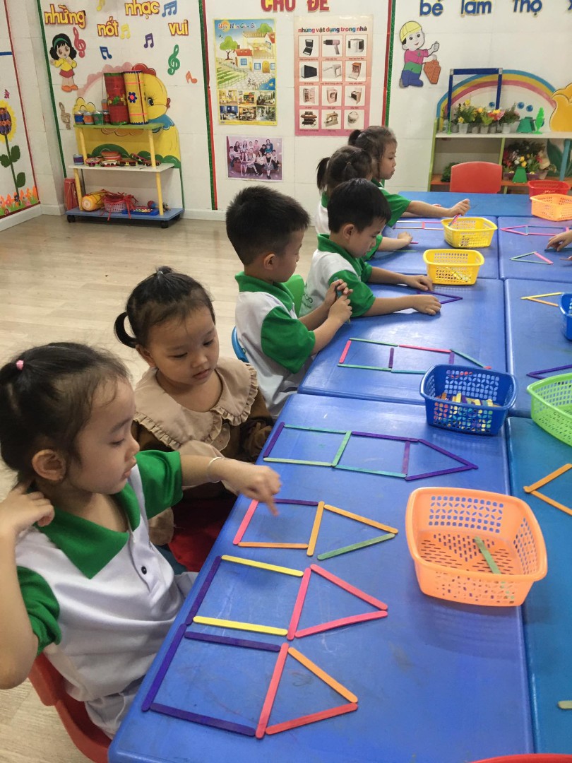 Chương trình tiếng Anh