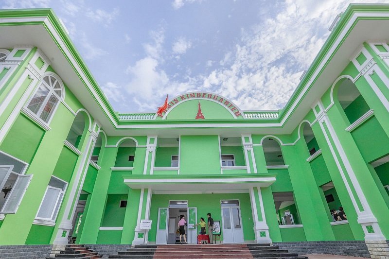 Main image