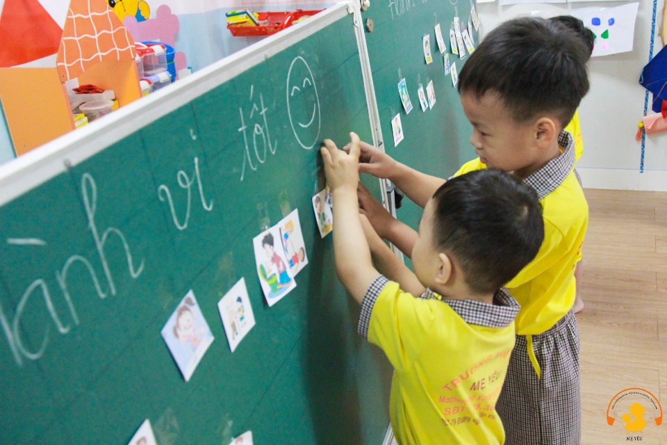 Chương trình tiếng Anh