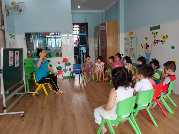 Chương trình tiếng Anh