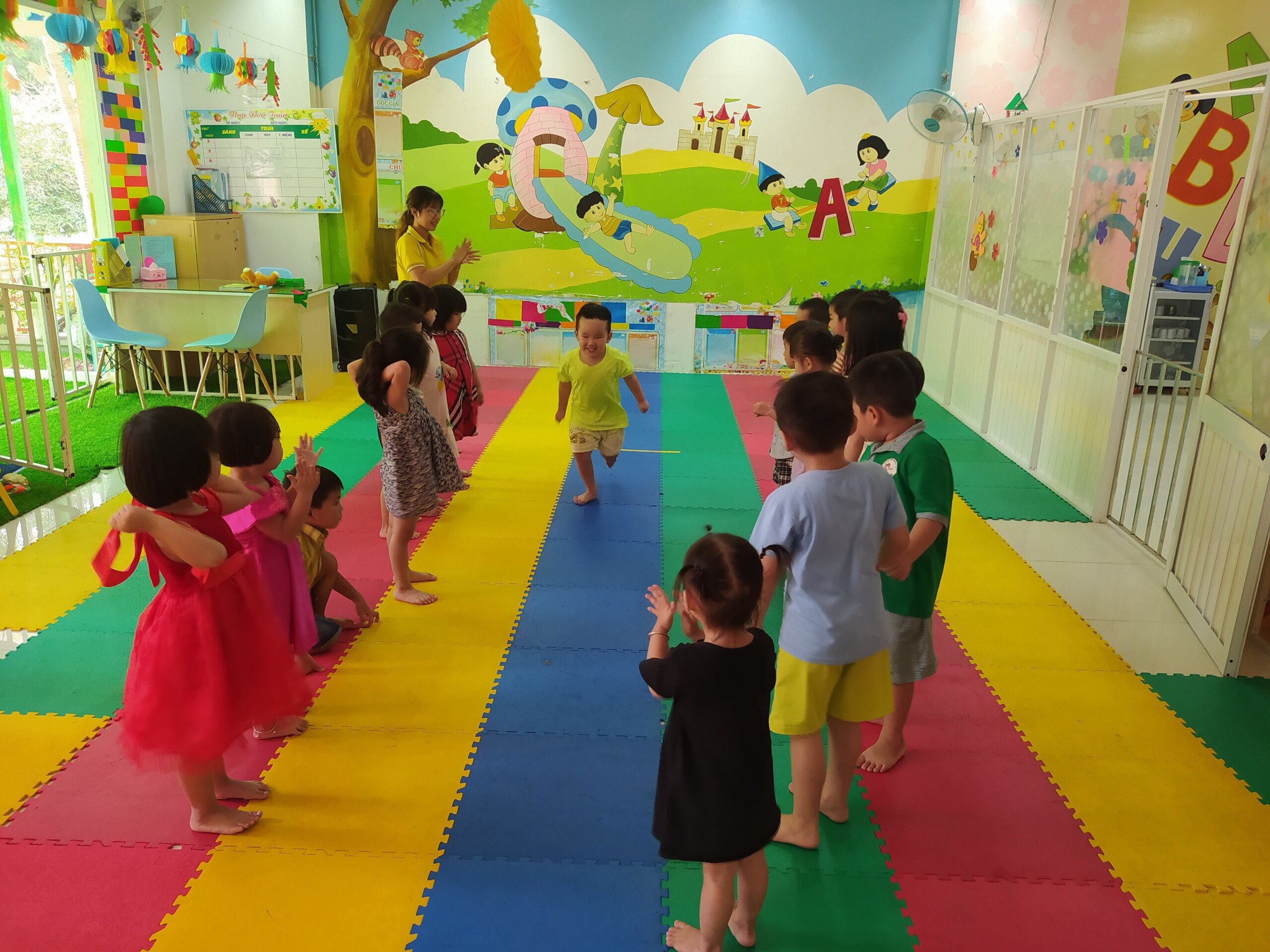 Chương trình tiếng Anh