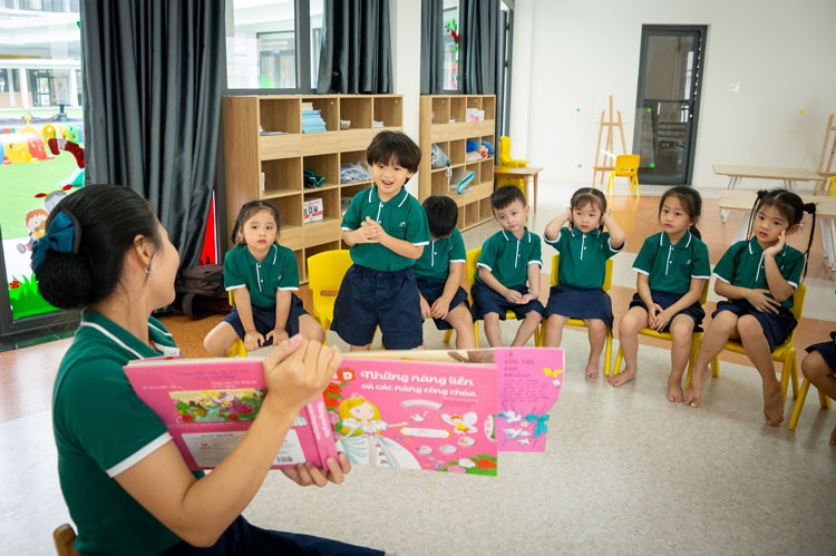 Chương trình tiếng Anh