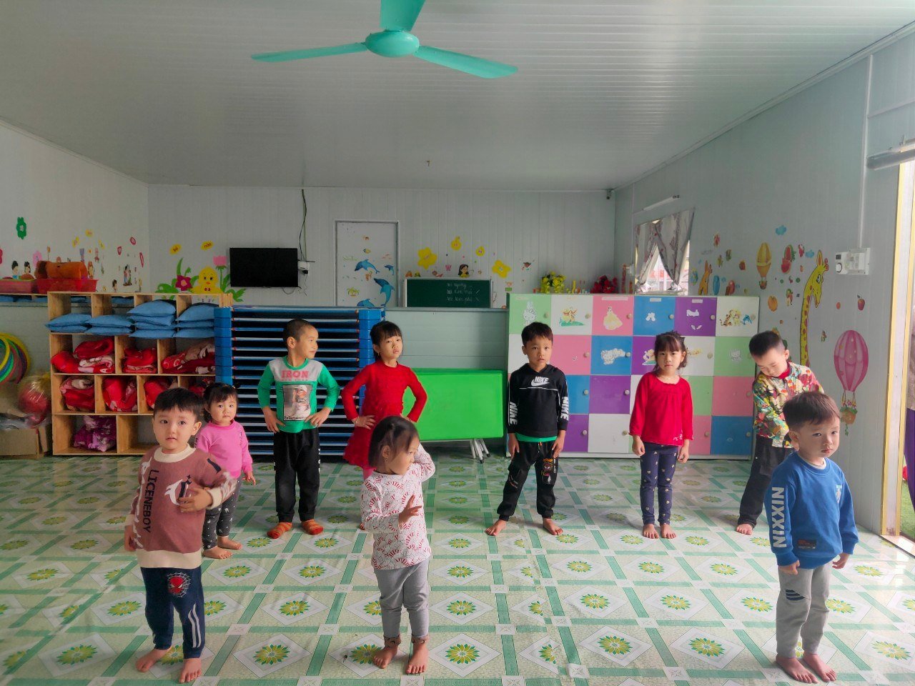 Chương trình tiếng Anh