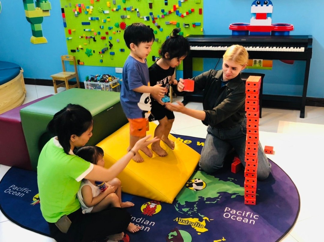Chương trình tiếng Anh