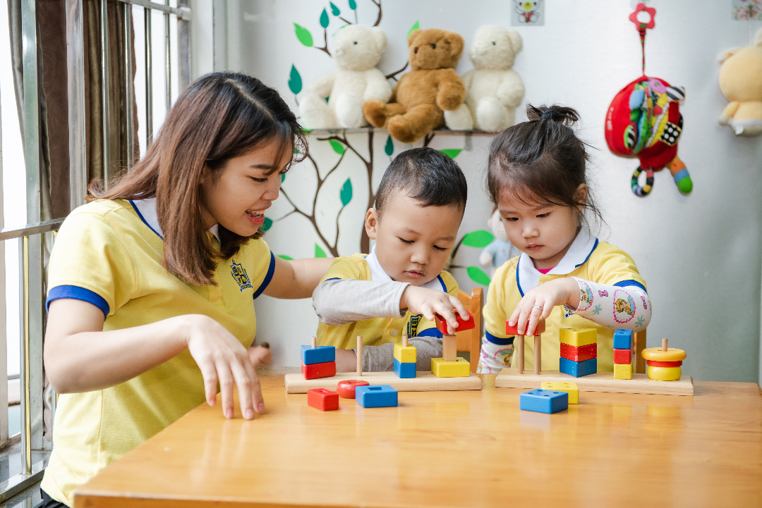 Chương trình tiếng Anh
