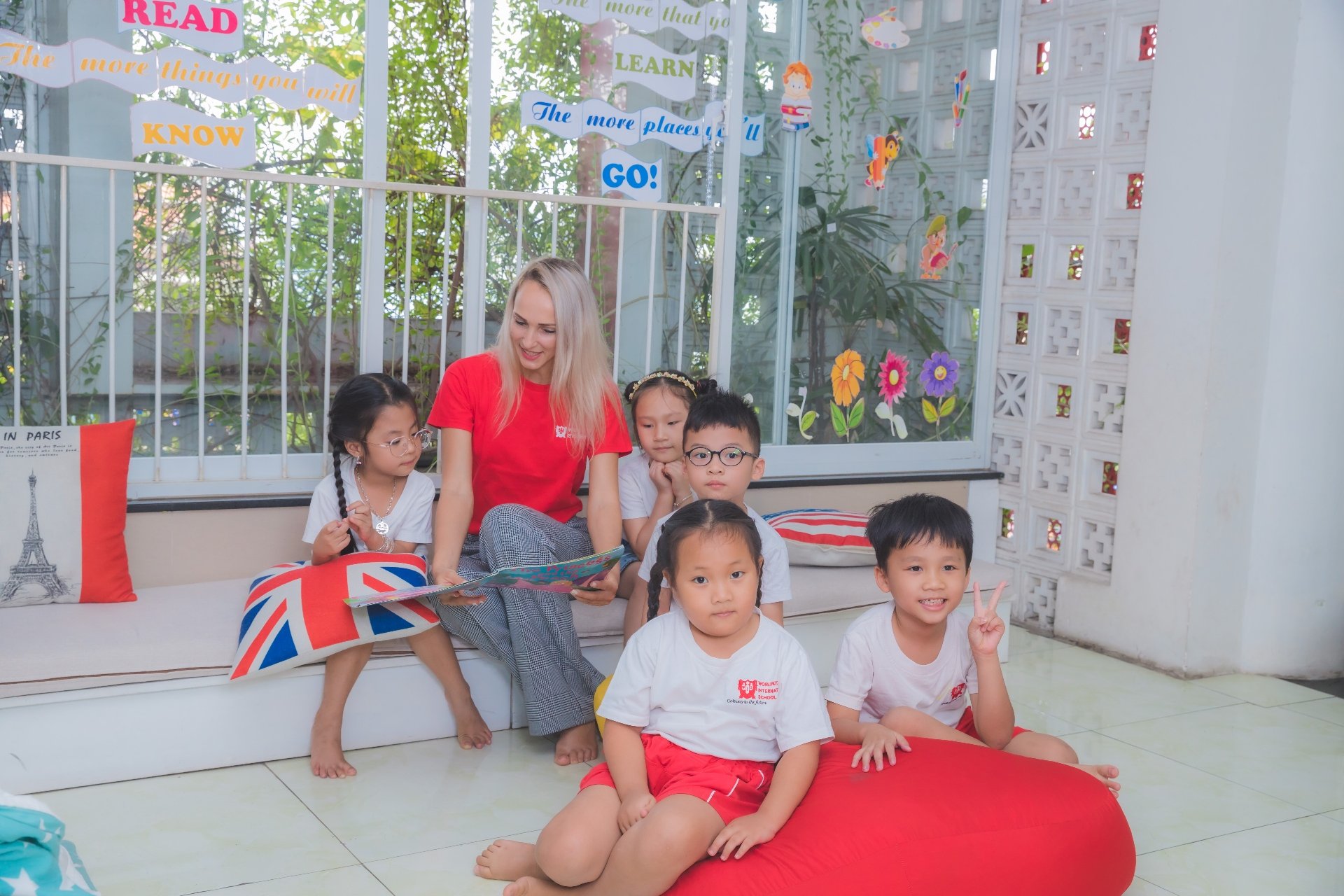 Chương trình tiếng Anh