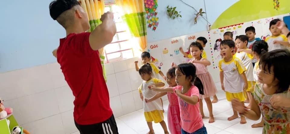 Chương trình tiếng Anh