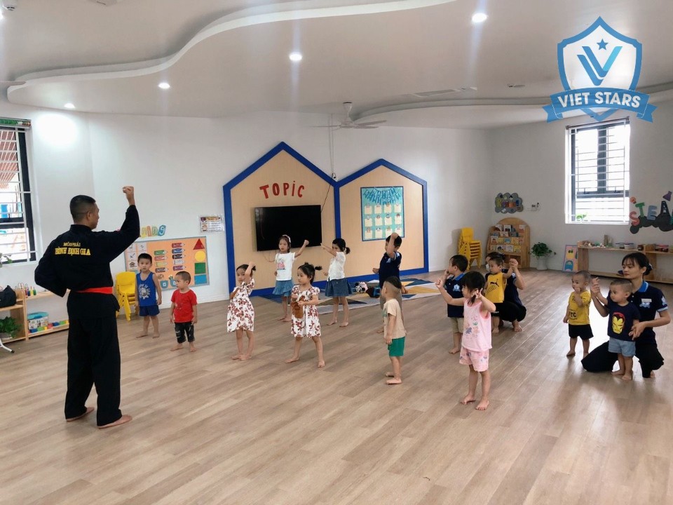 Chương trình tiếng Anh