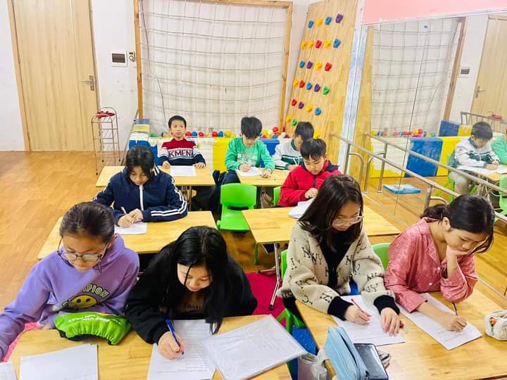 Chương trình tiếng Anh