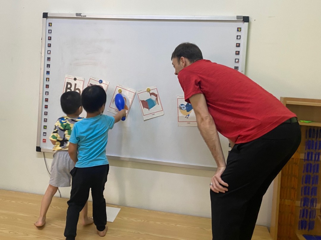 Chương trình tiếng Anh