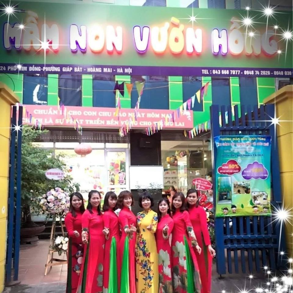 Slide https://kids-navi-s3-dev.s3.ap-southeast-1.amazonaws.com/school/9690/giao-vien/gioi-thieu-doi-ngu-giao-vien-cua-truong-mam-non-vuon-hong-kim-dong-k6s63YdpAZ@1632131750.jpeg