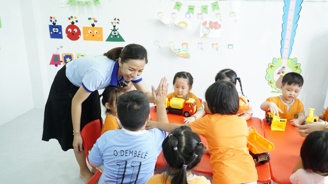 Chương trình tiếng Anh