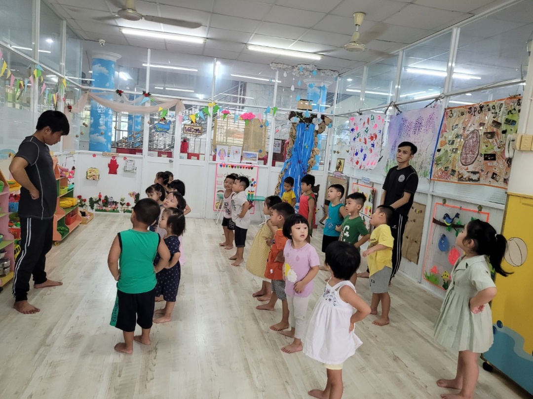 Chương trình tiếng Anh